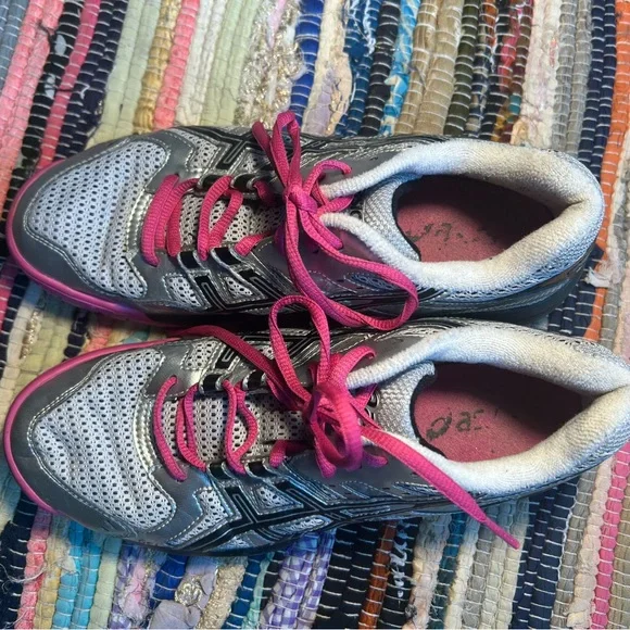 Asics 🩷Women's Silver and Pink Athletic Shoes - Picture 2 of 6